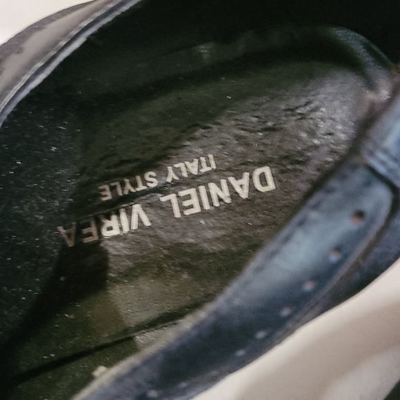 Daniel virea Italian style dress shoes, size 44 - Picture 2 of 3